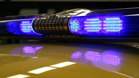 Csőtörés miatt torlódik a forgalom a 10-es főúton a solymári körforgalom előtt