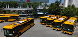 Büszkélkedik a MÁV-vezér: a megígért 1000 új buszból 131 már a nyár közepére meglesz